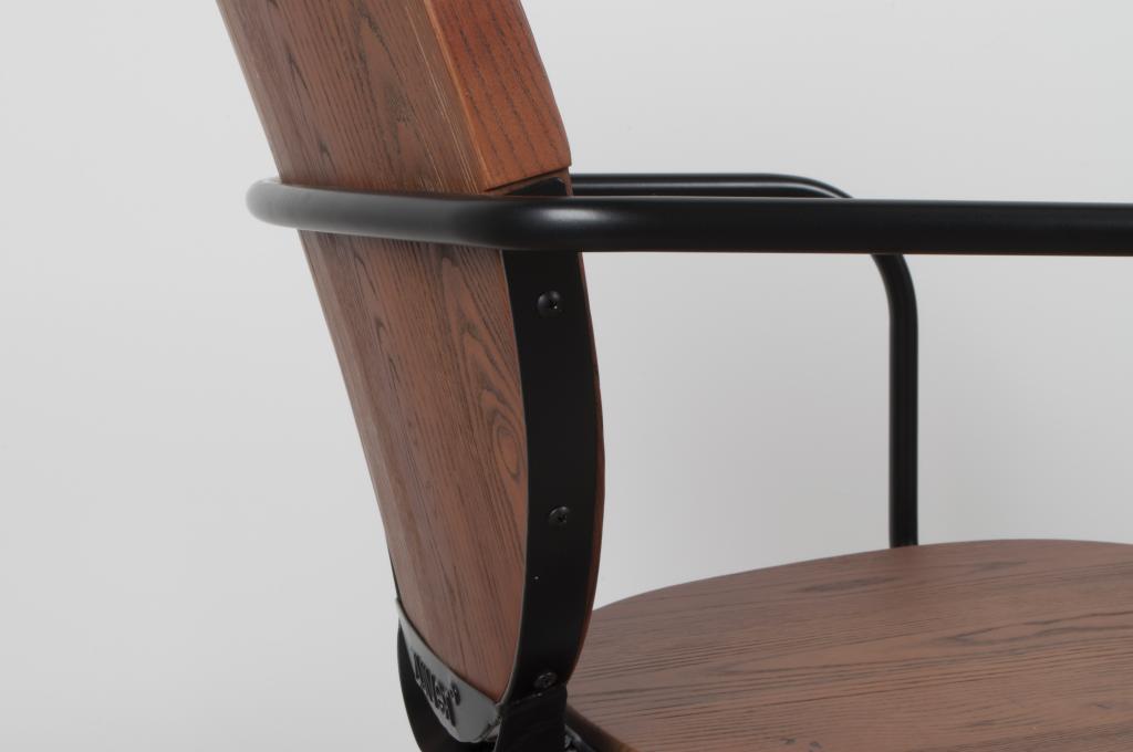 stoel louix zuiver zuiver stoel louix hout zwart designwonen meubelen stoel louix zuiver zuiver stoel louix hout zwart designwonen meubelen
